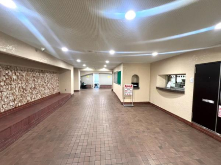 ���{���s����敽��k1���ڂ̒��Ã}���V�����̃G���g�����X