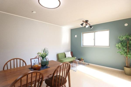 ���{�����s�ߐ�2���ڂ̒��È�ˌ��Ẵ��r���O