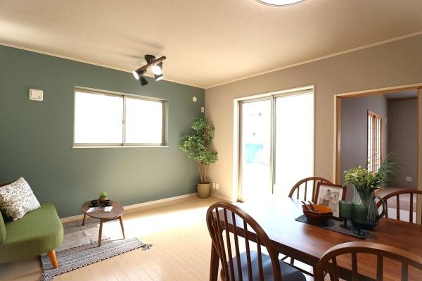 ���{�����s�ߐ�2���ڂ̒��È�ˌ��Ẵ��r���O