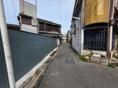 ���{���s������V������1���ڂ̓y�n�̑O�ʓ��H�܂ތ��n�ʐ^