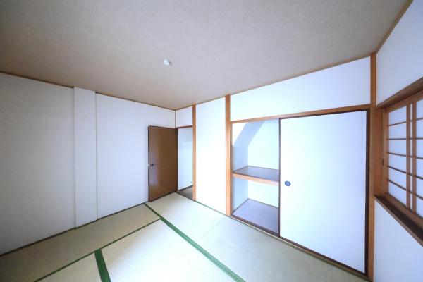 ���{���s�����Z�j��2���ڂ̒��Ãe���X�n�E�X�̘a��