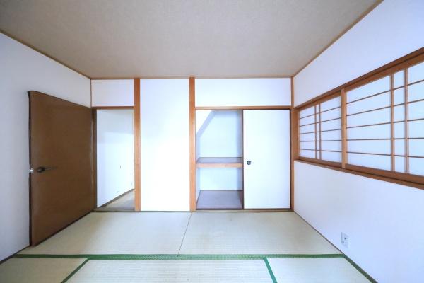 ���{���s�����Z�j��2���ڂ̒��Ãe���X�n�E�X�̘a��