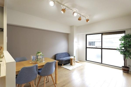 ���{���s���Z�g��Y�S7���ڂ̒��Ã}���V�����̃��r���O