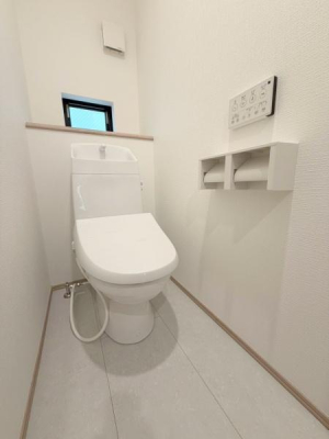 ���{�����s���㏬��̐V�z��ˌ��Ẵg�C��