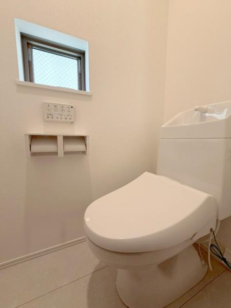 ���{�����s���Z������3���ڂ̐V�z��ˌ��Ẵg�C��