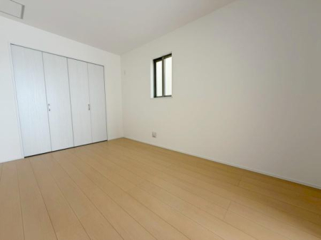 ���{�����s���Z������3���ڂ̐V�z��ˌ��Ă̗m��