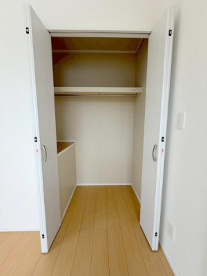 ���{�����s���Z������3���ڂ̐V�z��ˌ��Ă̎��[