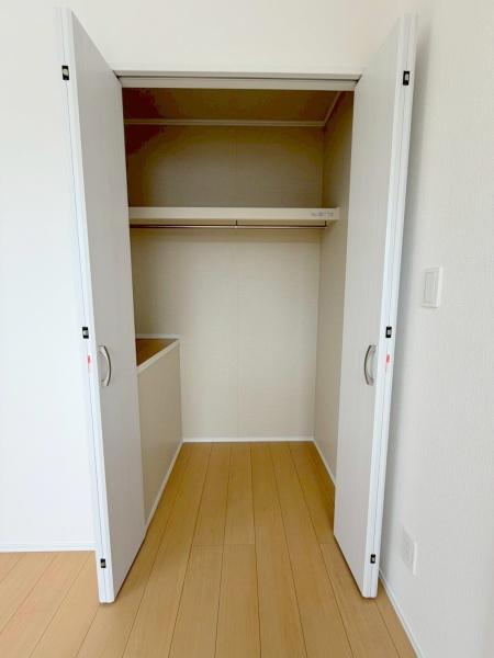 ���{�����s���Z������3���ڂ̐V�z��ˌ��Ă̎��[