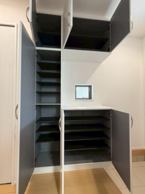 ���{�����s���Z������3���ڂ̐V�z��ˌ��Ă̎��[