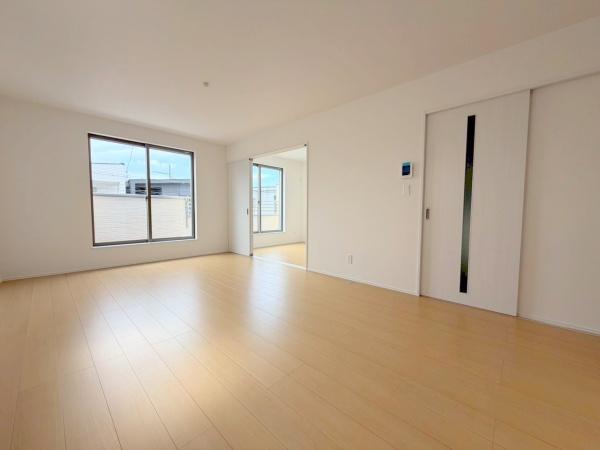 ���{�����s���Z������3���ڂ̐V�z��ˌ��Ẵ��r���O