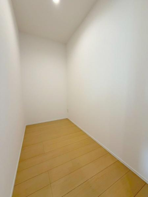 ���{�����s���Z������3���ڂ̐V�z��ˌ��Ă̎��[