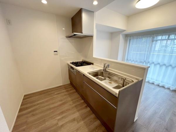 ���{����s��������2���ڂ̒��Ã}���V�����̃L�b�`��