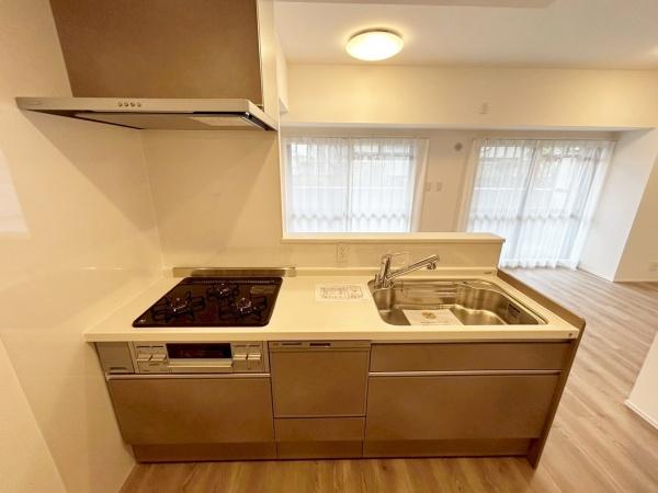 ���{����s��������2���ڂ̒��Ã}���V�����̃L�b�`��