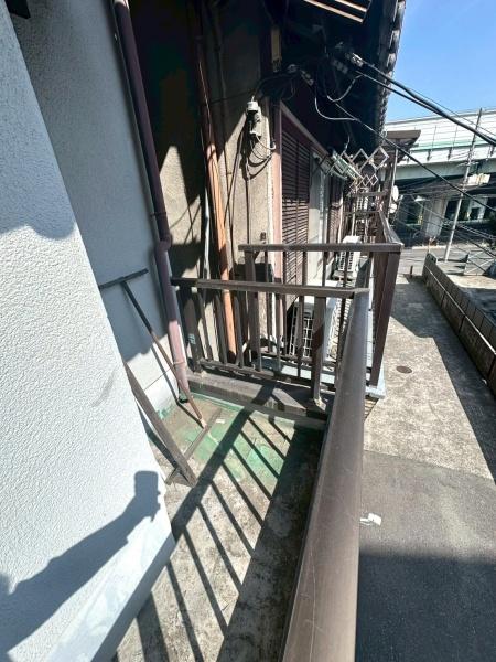 ���{���s�������Î�4���ڂ̒��È�ˌ��Ẵo���R�j�[