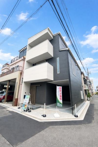 ���{�L���s���]��2���ڂ̐V�z��ˌ��Ă̑O�ʓ��H�܂ތ��n�ʐ^