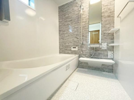 ���{�L���s���]��2���ڂ̐V�z��ˌ��Ă̗���