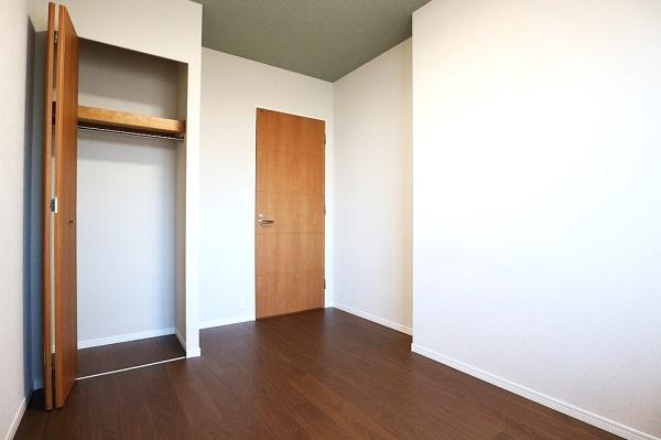 ���{�����s�r�{�k1���ڂ̒��Ã}���V�����̗m��