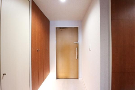 ���{�����s�r�{�k1���ڂ̒��Ã}���V�����̌���