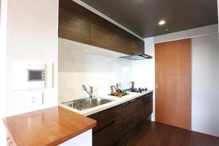 ���{�����s�r�{�k1���ڂ̒��Ã}���V�����̃L�b�`��