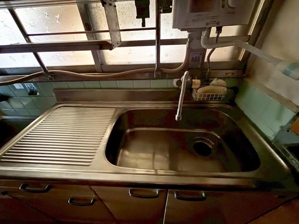 ���{�a��s�r�㒬2���ڂ̒��È�ˌ��ẴL�b�`��