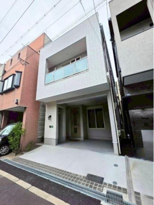 ���{���s����揟�R�k1���ڂ̒��È�ˌ��Ă̒��ԏ�