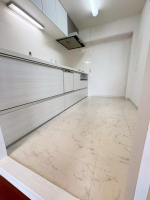 ���{�L���s�]������1���� 9-1�̒��Ã}���V�����̃L�b�`��