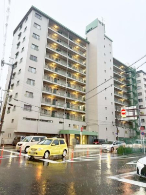 ���{���s�����\�O�{��3���� 6-27�̒��Ã}���V�����̌��n�O�ώʐ^