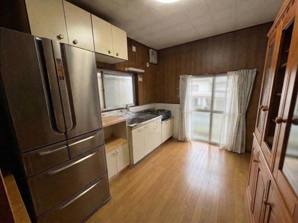 ���{�����s�z�s��1���ڂ̒��È�ˌ��Ẵ��r���O