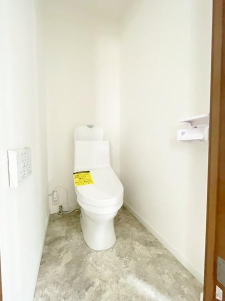 ���{���s����操�J4���ڂ̒��È�ˌ��Ẵg�C��