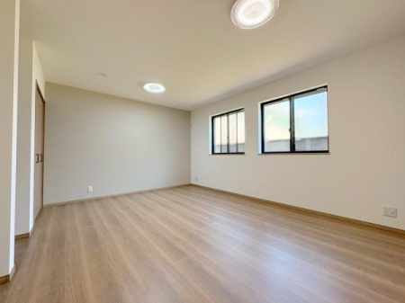 ���{�����s��]���V��3���ڂ̐V�z��ˌ��Ă̗m��