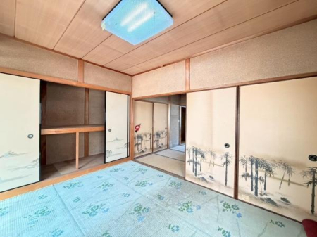 ���{�����s��]�{��3���ڂ̒��È�ˌ��Ă̘a��