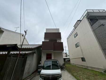 ���{����s��䐼��2���ڂ̒��È�ˌ��Ă̌��n�O�ώʐ^