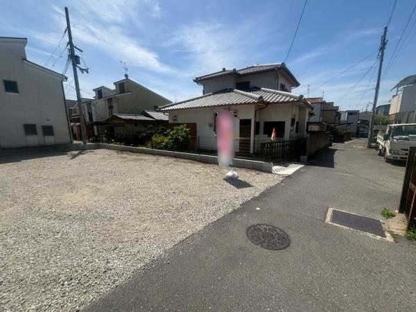 ���{�����s�{���̓y�n�̑O�ʓ��H�܂ތ��n�ʐ^