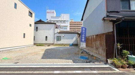 ���{���s����敽��{��4���ڂ̐V�z��ˌ��Ă̌��n�O�ώʐ^