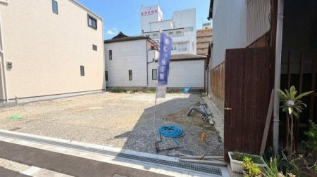 ���{���s����敽��{��4���ڂ̐V�z��ˌ��Ă̂��̑����n