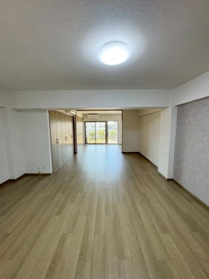 ���{����s���c��5���ڂ̒��Ã}���V�����̃��r���O