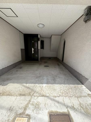 ���{��^�s�엢���̒��È�ˌ��Ă̒��ԏ�