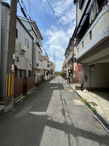 ���{��^�s�엢���̒��È�ˌ��Ă̑O�ʓ��H�܂ތ��n�ʐ^