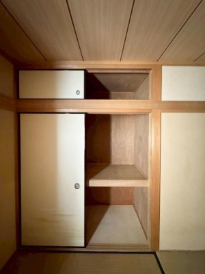 ���{�Q����s�_��2���ڂ̒��È�ˌ��Ă̎��[