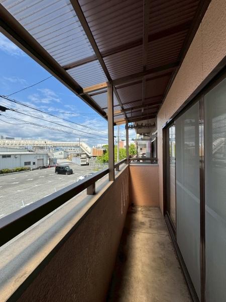 ���{�Q����s�_��2���ڂ̒��È�ˌ��Ẵo���R�j�[