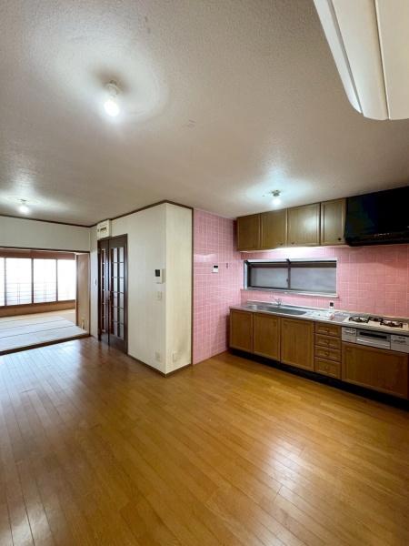 ���{�Q����s�_��2���ڂ̒��È�ˌ��Ẵ��r���O