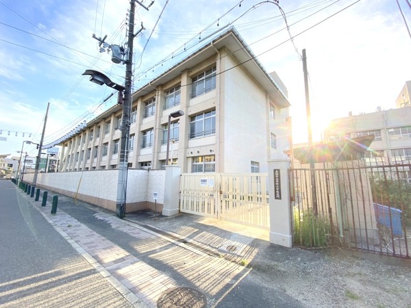 ���{���s����敽�쓌1���ڂ̒��È�ˌ��Ă̎��ӊ�