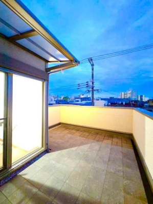 ���{���s������A5���ڂ̒��È�ˌ��Ẵo���R�j�[