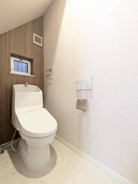 ���{���s�����ю�2���ڂ̒��È�ˌ��Ẵg�C��