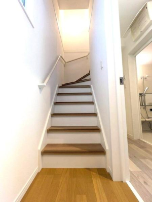 ���{���s�����ю�2���ڂ̒��È�ˌ��Ă̂��̑�����