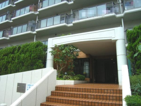 ���{�Q����s�������̒��Ã}���V�����̃G���g�����X