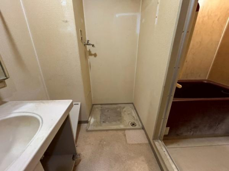 ���{�Q����s�������̒��Ã}���V�����̐��ʑ�E���ʏ�