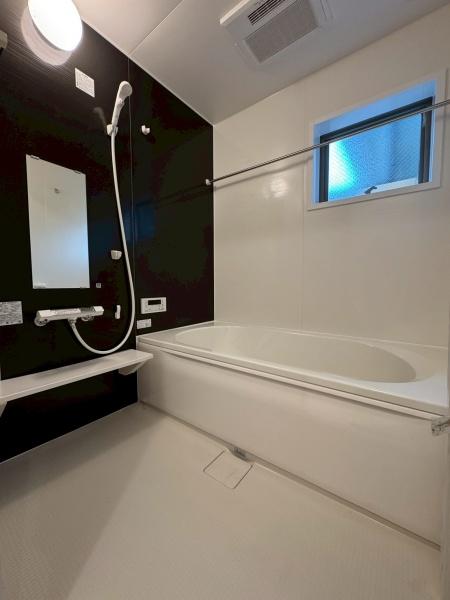 ���{�Q����s����7���ڂ̐V�z��ˌ��Ă̗���