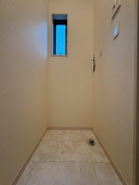 ���{�Q����s����7���ڂ̐V�z��ˌ��Ă̐��ʑ�E���ʏ�