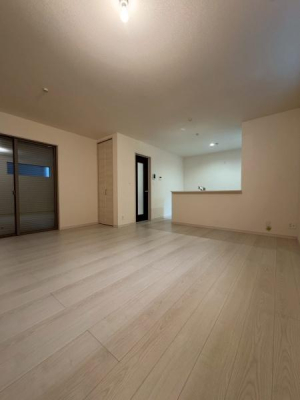 ���{�Q����s����7���ڂ̐V�z��ˌ��Ẵ��r���O